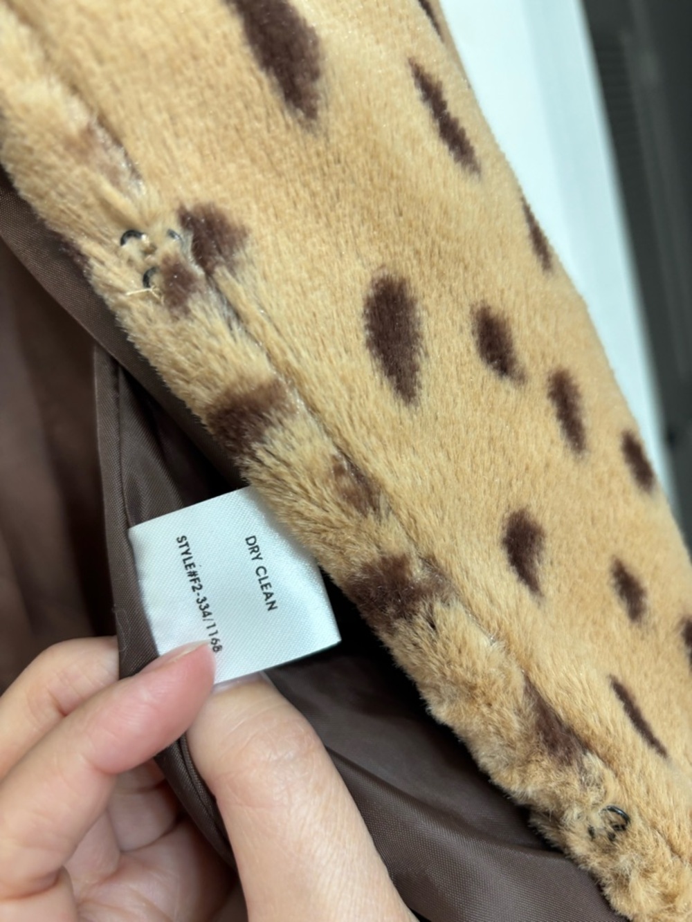 Kate Rosy  animal print faux fur blazer or jacket - Picture 4 of 8